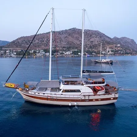 Πλωτό κατάλυμα Marmaris'in Cennet Guleti *