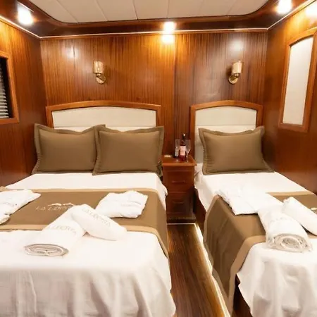 Botel Marmaris'in Cennet Guleti Marmaris